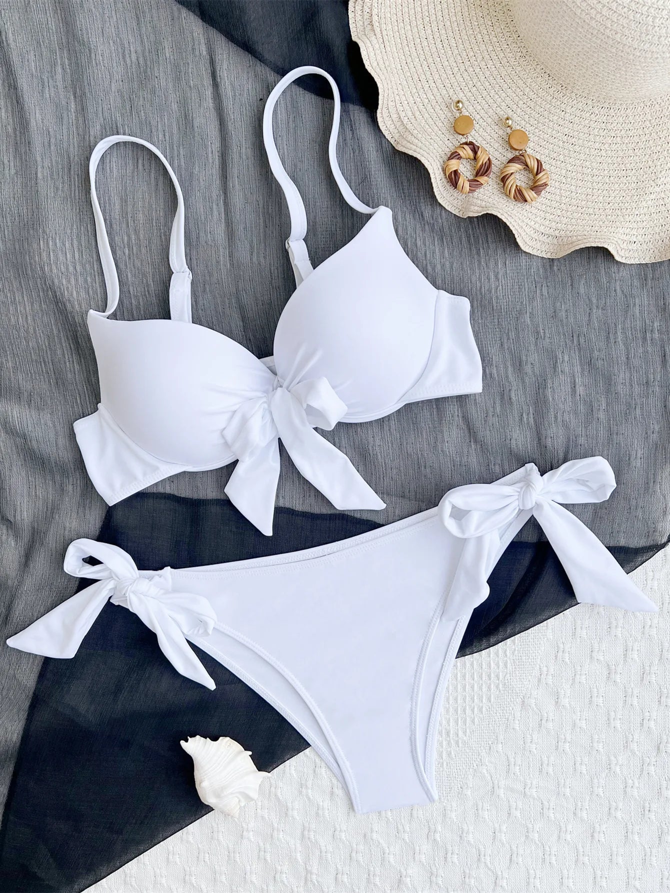 Ensemble Bikini 2 Pièces Push-Up – Design Nœud Papillon & Liens Ajustables