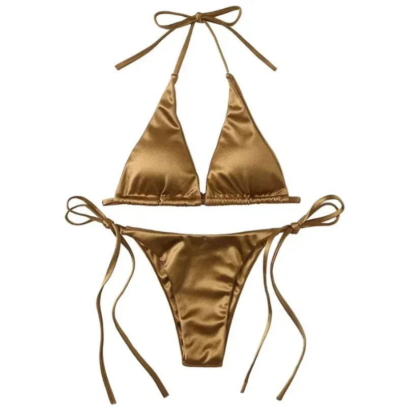 Collection "Emerald Shine" : Le Bikini en Satin Incontournable de l'Été 2026